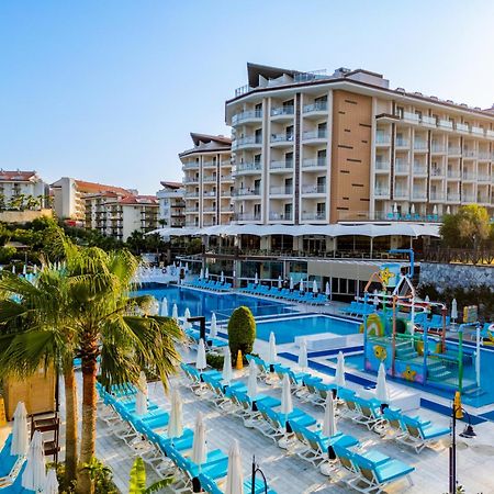 Ramada Resort Kusadasi & Golf Luaran gambar